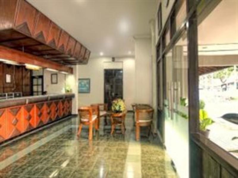 Hotel Galuh Anindita Yogyakarta Exterior photo